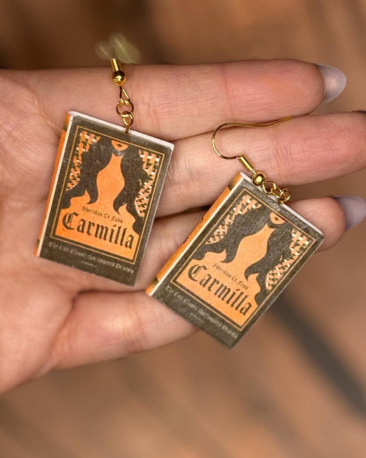 Boucles d'oreilles Carmilla Tiny Books