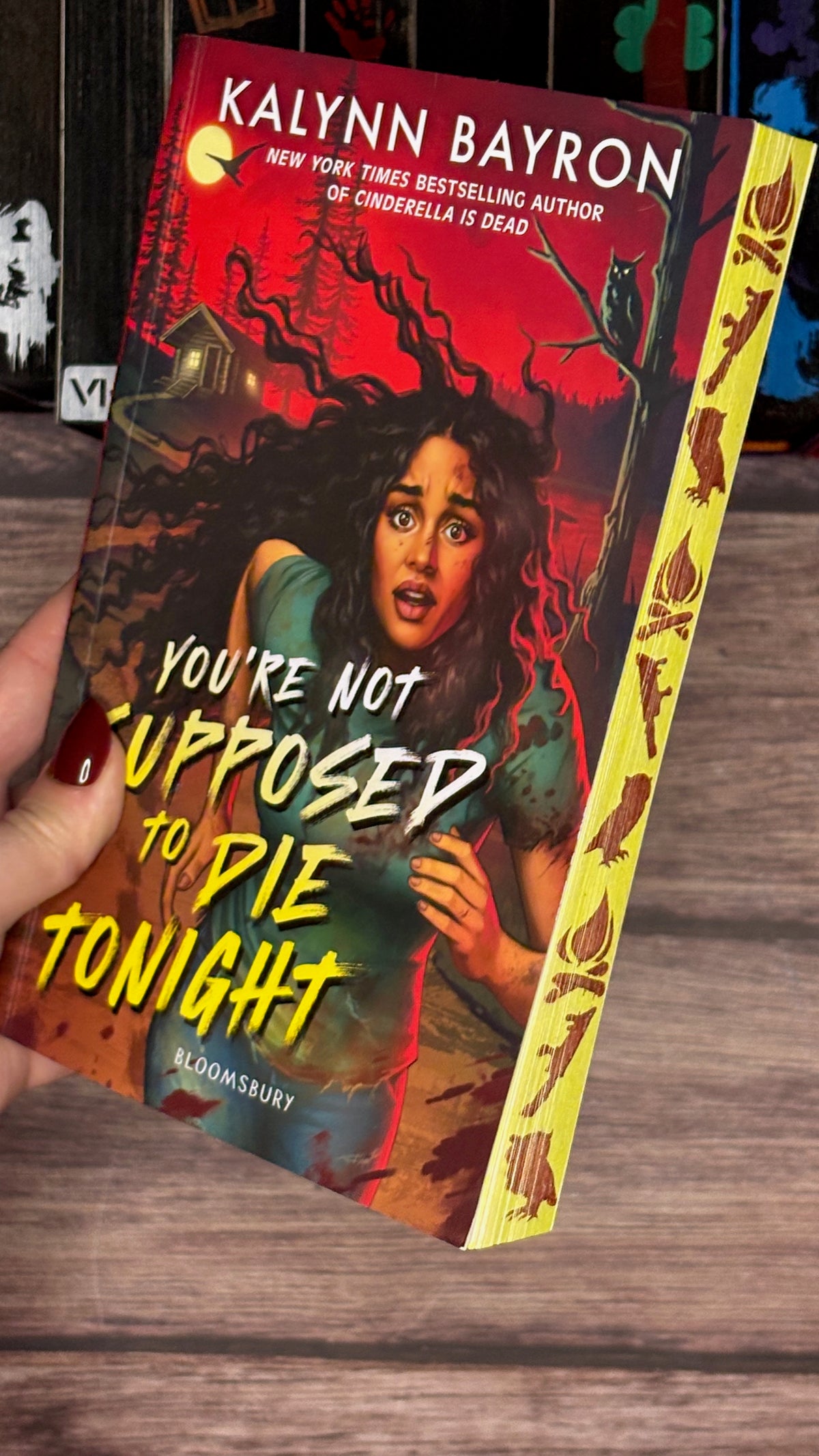 Livre jaspé — You're Not Supposed to Die Tonight de Kalynn Bayron