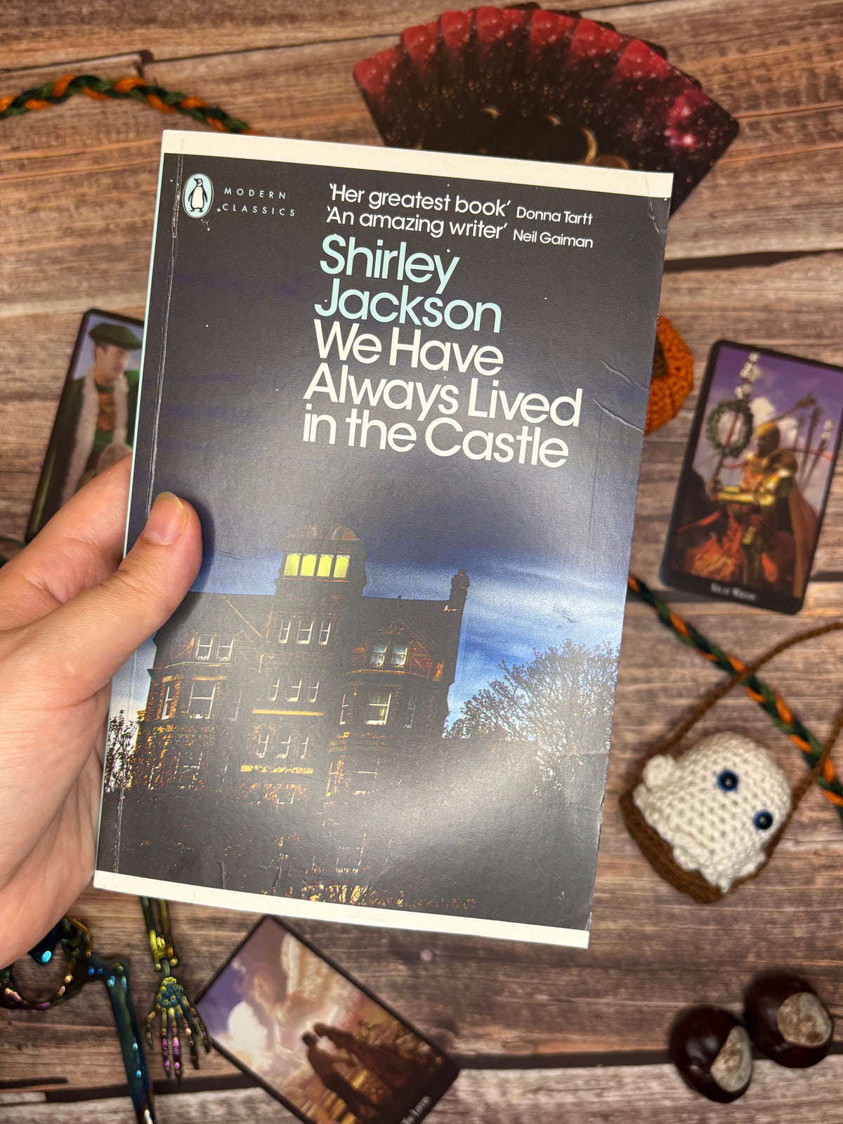 Livre jaspé — We Have Always Lived in the Castle de Shirley Jackson