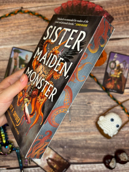 Livre jaspé — Sister, Maiden, Monster de Lucy A. Snyder